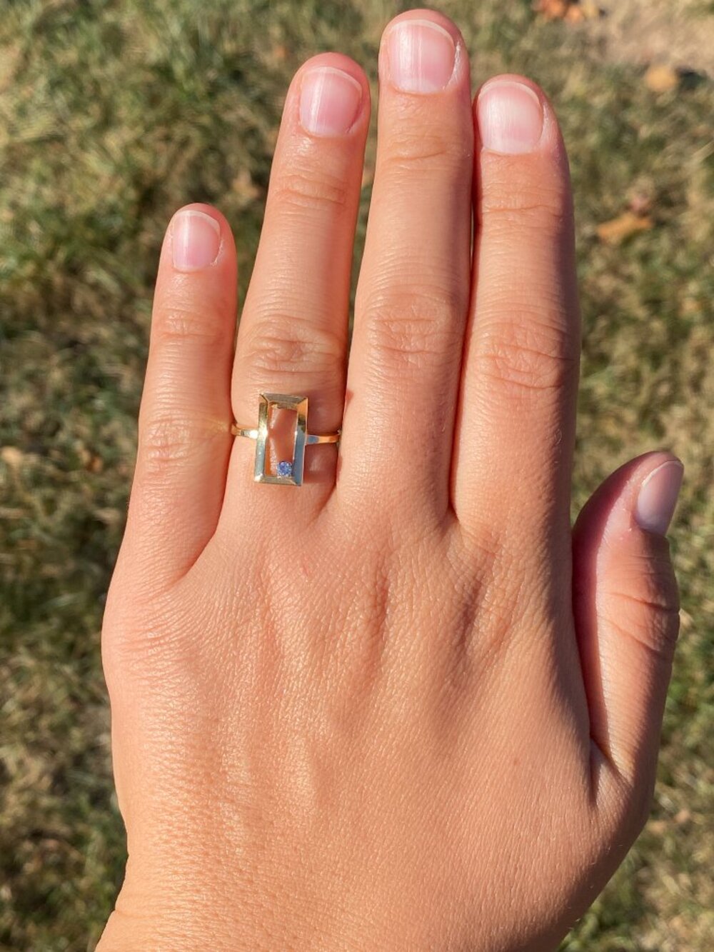 Vintage Diamond Ring in 14k Yellow Gold - Picture 7 of 10